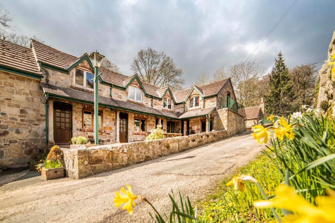 Nant Ucha Farm Villa Acrefair Exterior photo